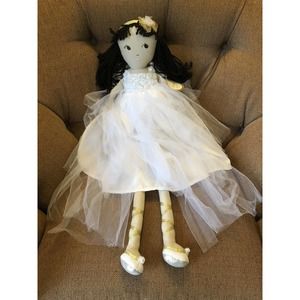NWT Pottery Barn Kids Designer Doll Dakota angel